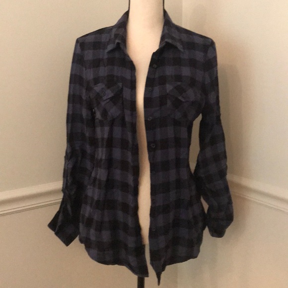 Navy/Black Soft Lightweight Button-up Flannel! - Picture 4 of 5